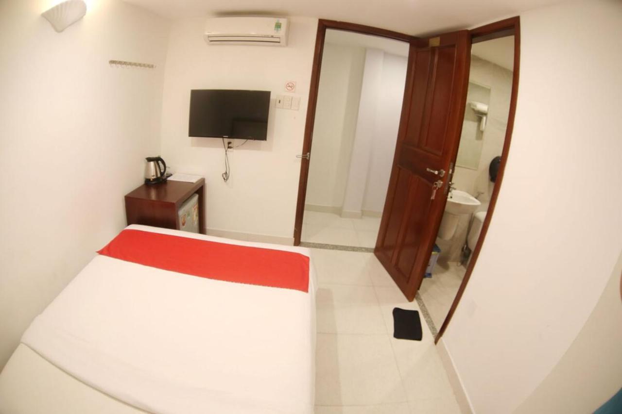 Nu Hotel - 18 Bui Vien Walkstreet Хошимин Екстериор снимка